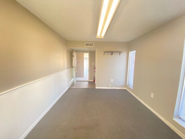 Building Photo - 1626 Conway Rd