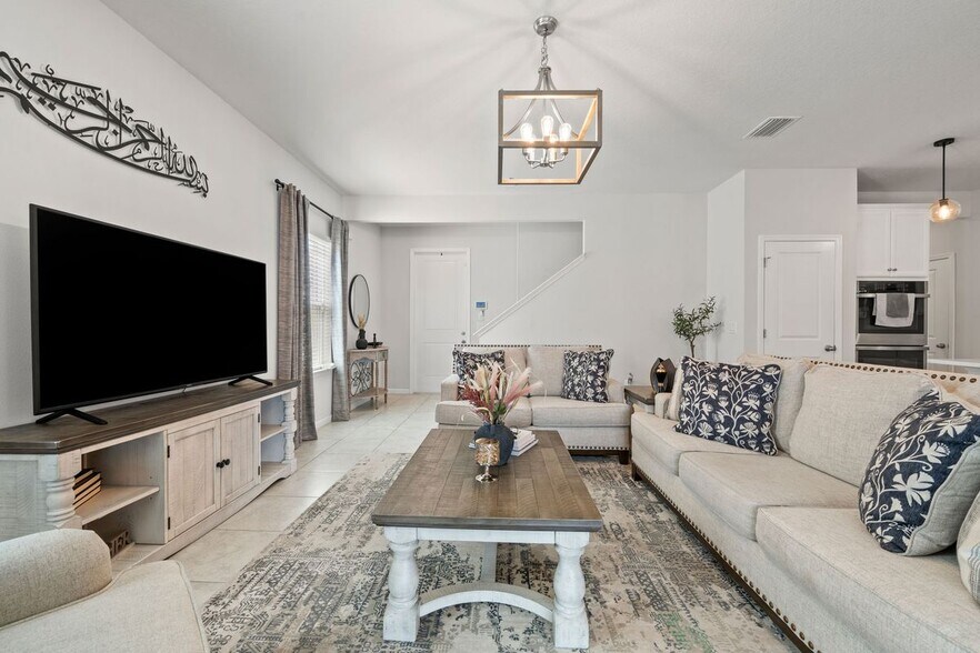 Building Photo - 17997 Dairy Farm Ct