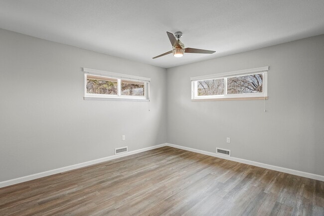Building Photo - 2315 Armstrong Ln