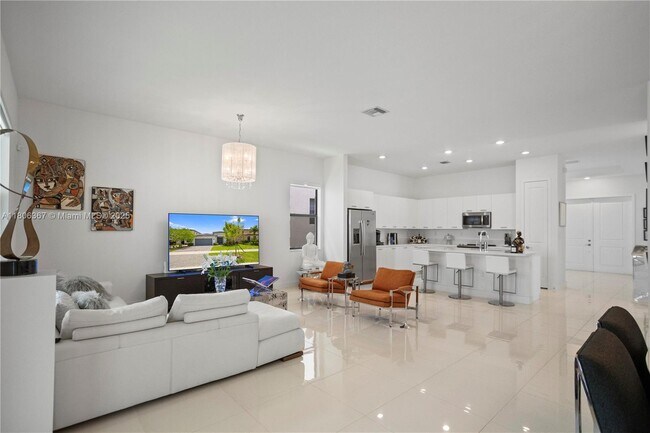 Building Photo - 4407 SW 175th Ave