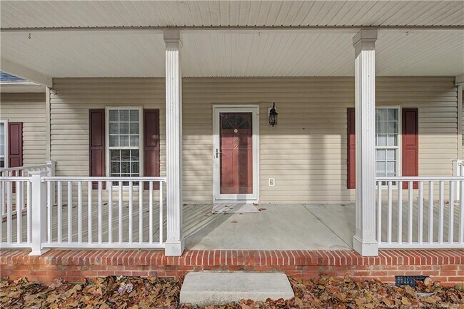 Building Photo - 42 Lotus Ln