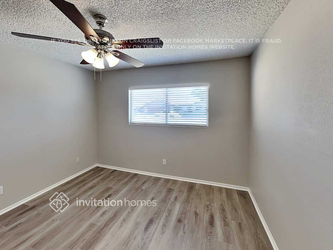 Building Photo - 5720 N 48th Ln