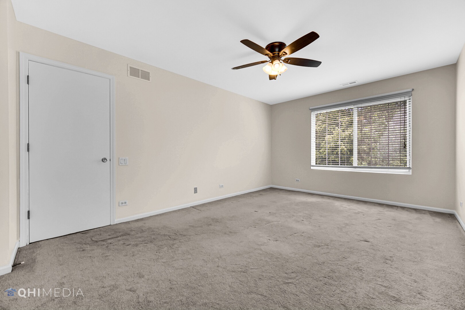 Building Photo - 425 Monmouth Ct