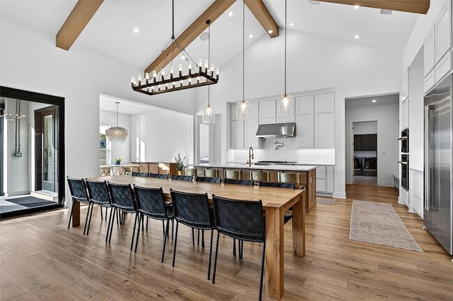 Building Photo - 404 Prairie Clover Dr