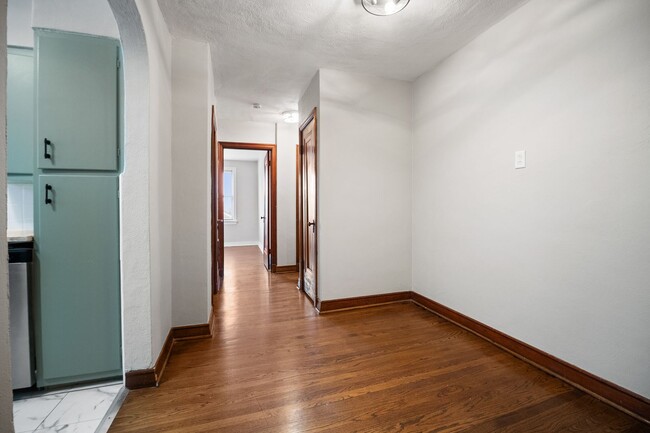 Building Photo - TGS Upstairs Lounge