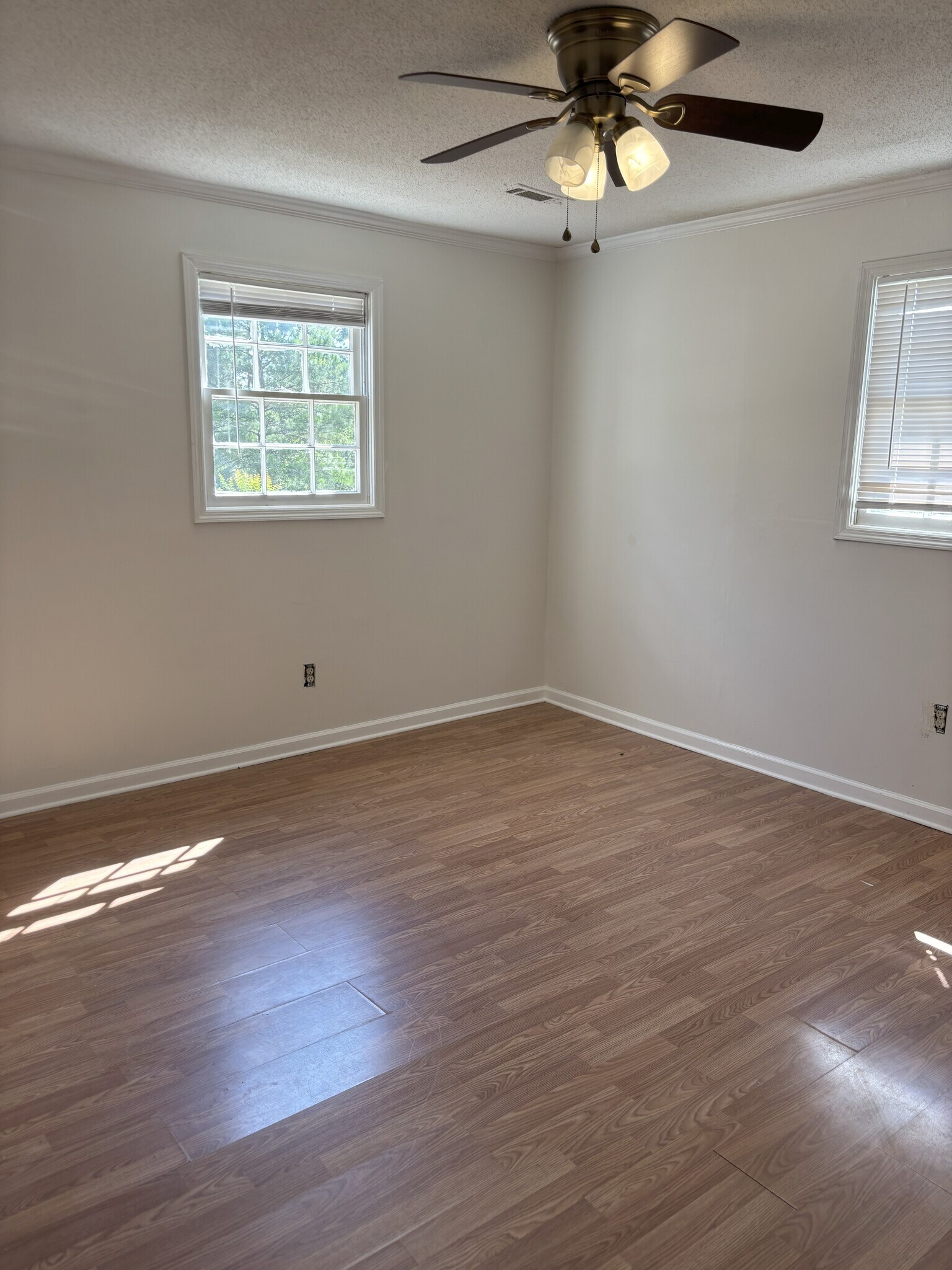 Primary bedroom - 1785 Edgefield Rd
