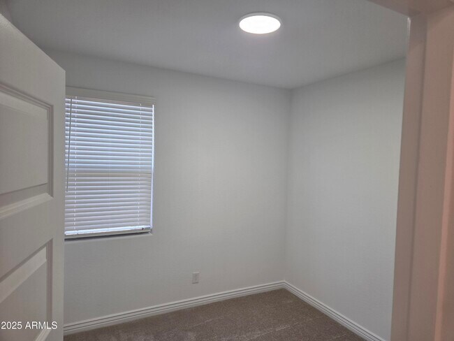 Building Photo - 12215 W Lonesome Trl