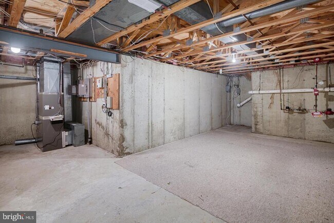 Building Photo - 100 Lemonton Way