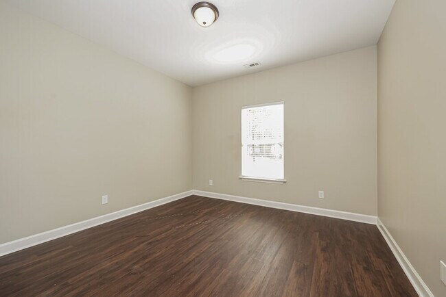 Building Photo - 111 Parrish St