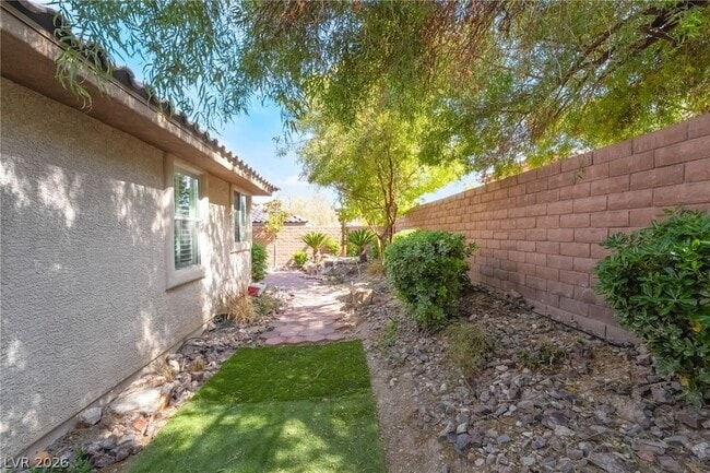 Building Photo - 3817 Honey Ridge Ct