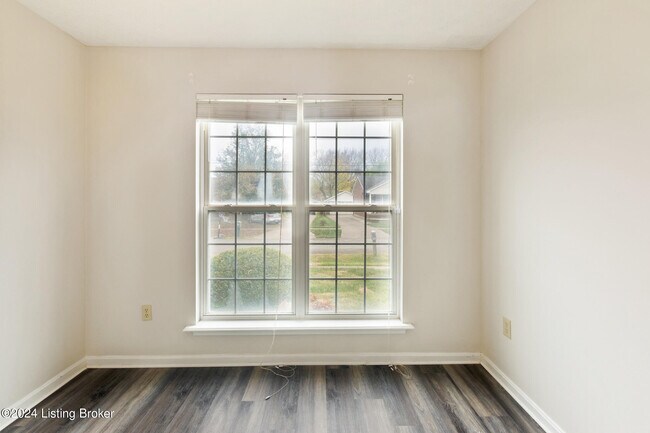 Building Photo - 6013 Fairridge Ct