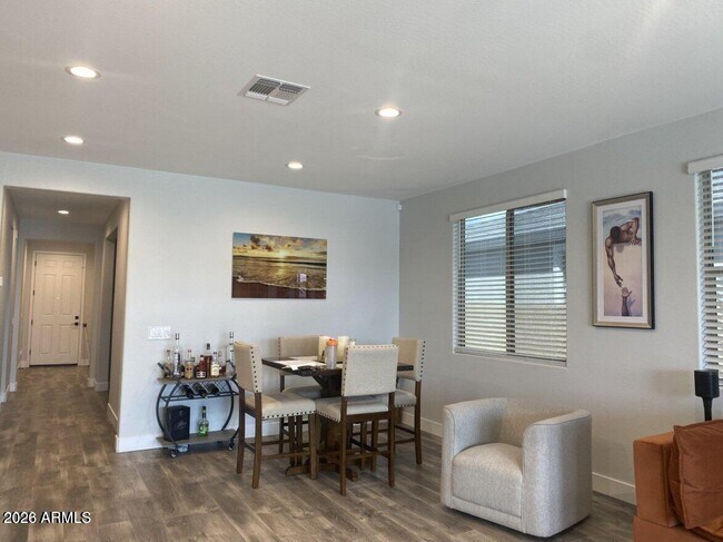 Building Photo - 40505 W Agave Rd