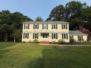 Building Photo - 428 Ingleside Dr