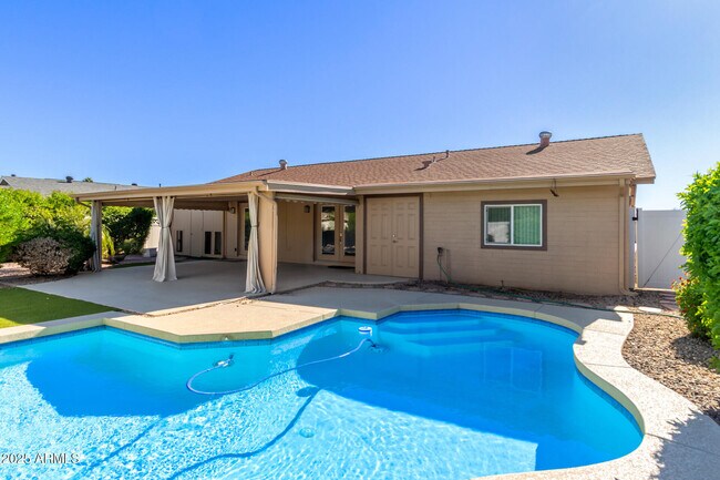 Building Photo - 13827 N Tan Tara Dr