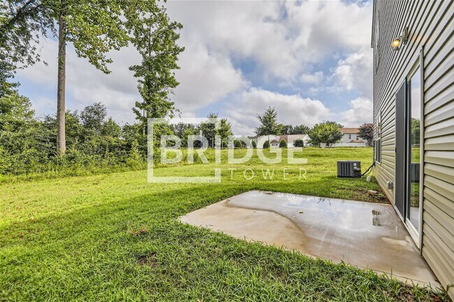 Building Photo - 7331 Neal Rd