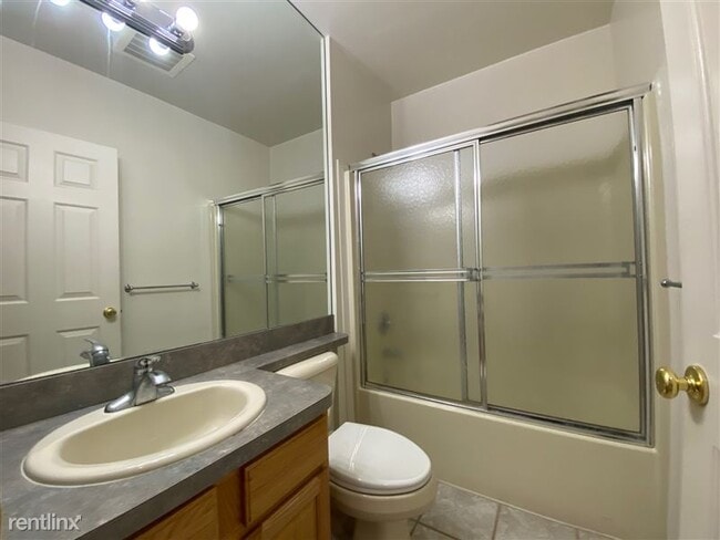 Building Photo - 1045 Maiden Ln