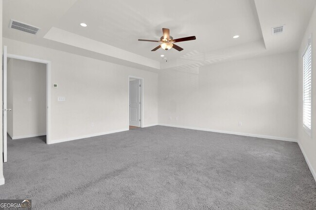 Building Photo - 232 Cashes Dr