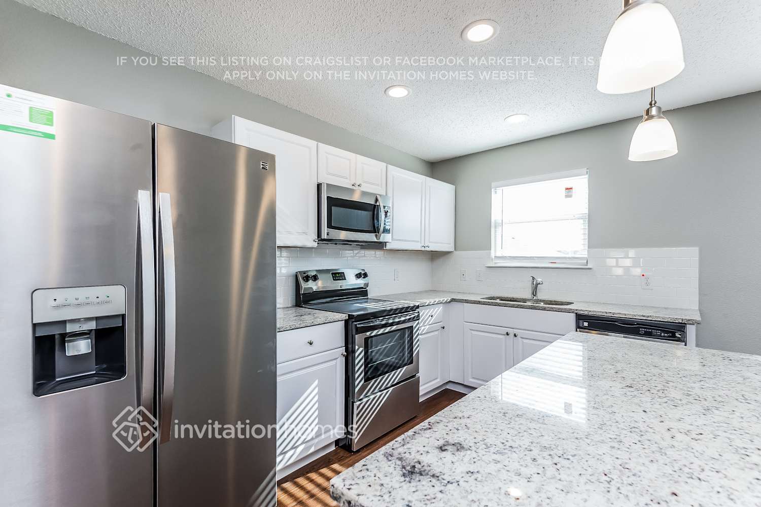 Building Photo - 13768 Canyon Ranch Rd