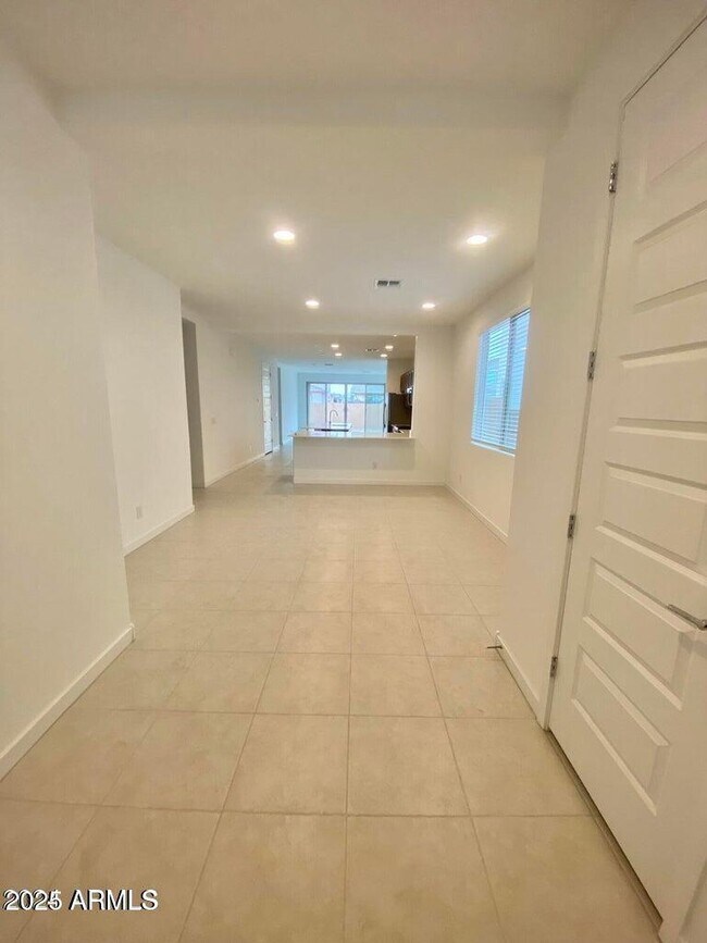 Building Photo - 9449 W Roma Ave