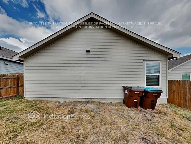 Building Photo - 7310 Adaja Riv