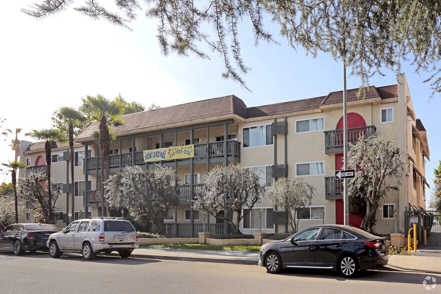 The Olive Tree Apartments Van Nuys, CA Apartment Finder