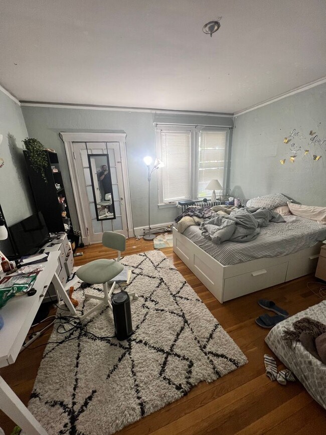 Building Photo - 22 Commonwealth Terrace