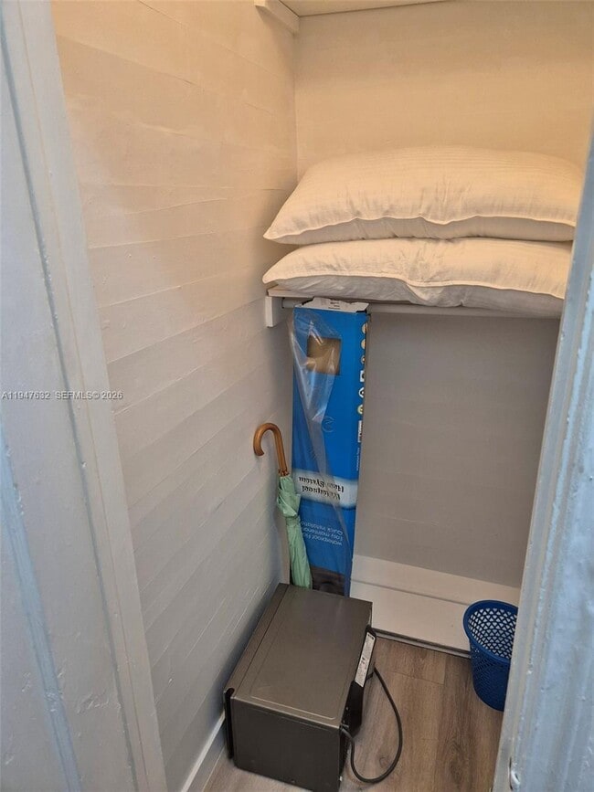 Building Photo - 1021 Euclid Ave