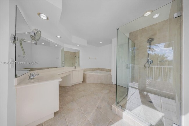 Building Photo - 21025 NE 31st Ave