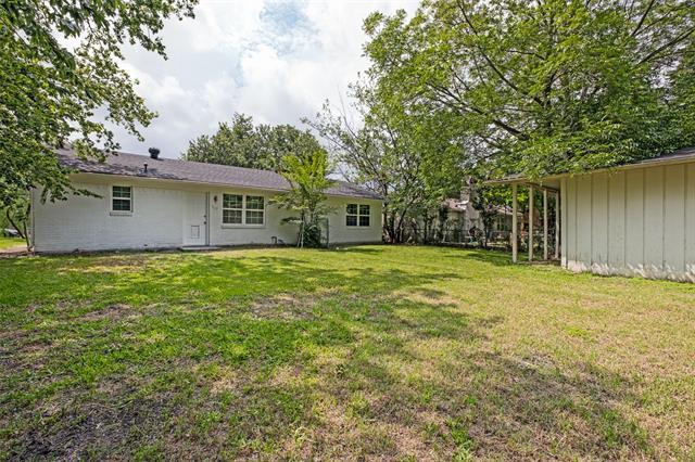 Building Photo - 717 Willowbrook Dr