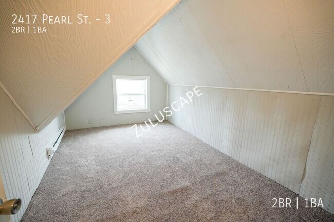 Building Photo - 2417 Pearl St