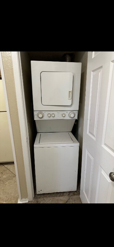 Building Photo - 1614 Pecan Chase Cir