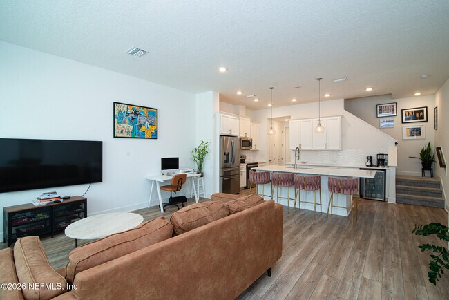 Building Photo - 11332 BREAKERS BAY Way