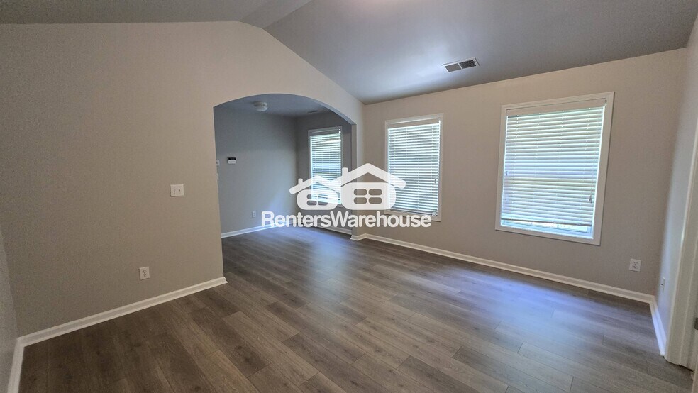 Building Photo - 3013 Grace Ct