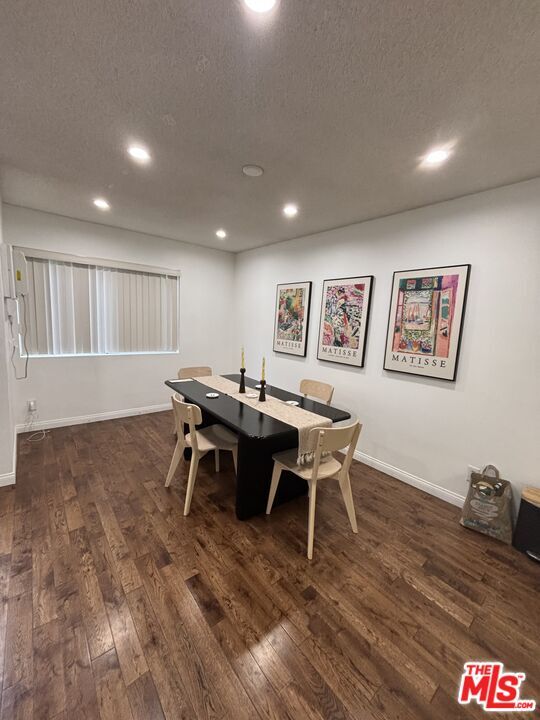 Building Photo - 2803 Arizona Ave