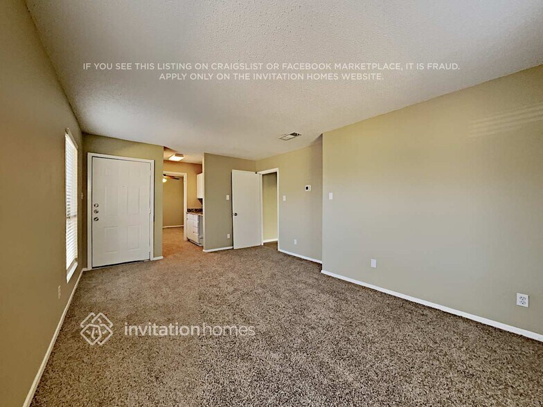 Building Photo - 3200 Whisper Wood Ct