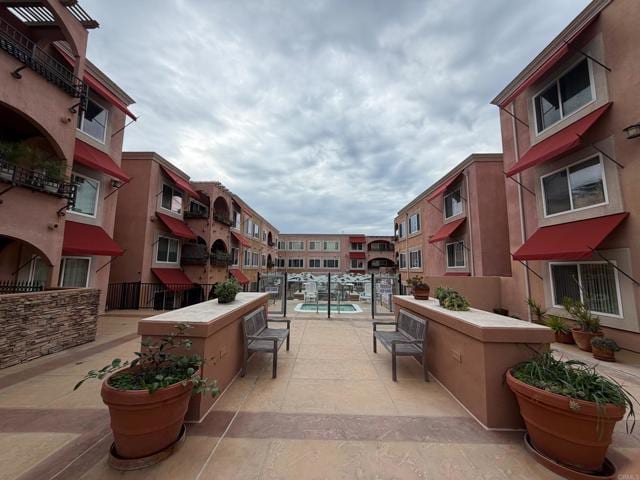 Building Photo - 860 Turquoise St