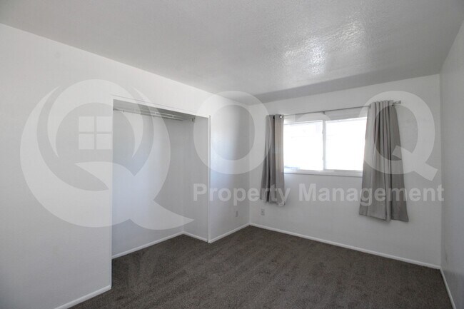Building Photo - 124 E Minton Dr