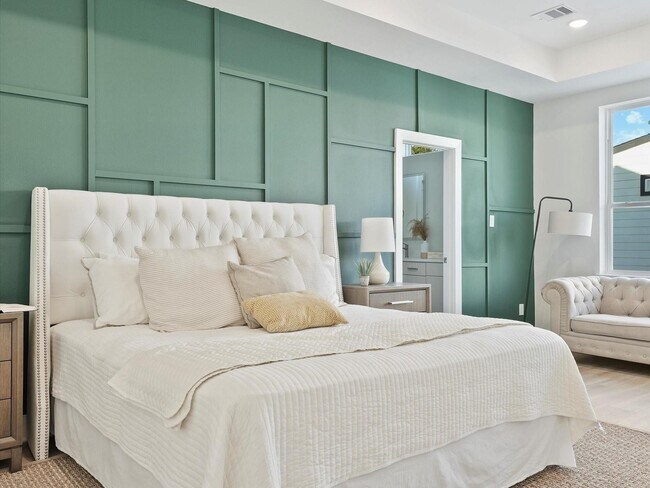 Building Photo - 227 Noras Ln