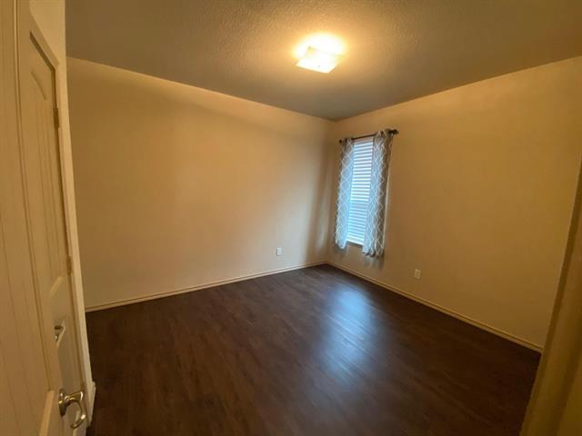 Building Photo - 3105 Pecan Tree Dr