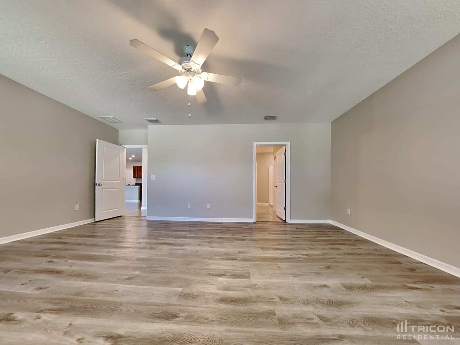 Building Photo - 1752 Broad Winged Hawk Dr