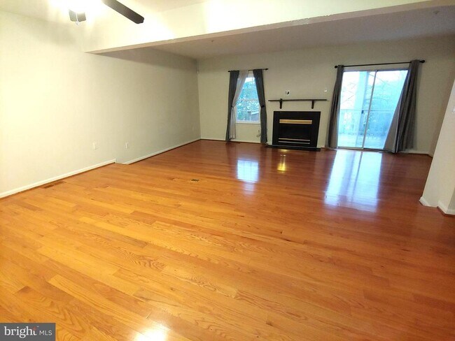 Building Photo - 2665 Worrell Ct