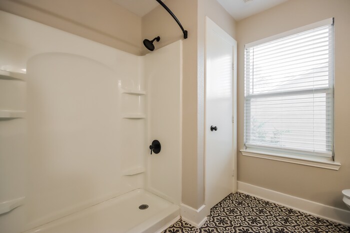 Building Photo - 21851 Pleasant Groves