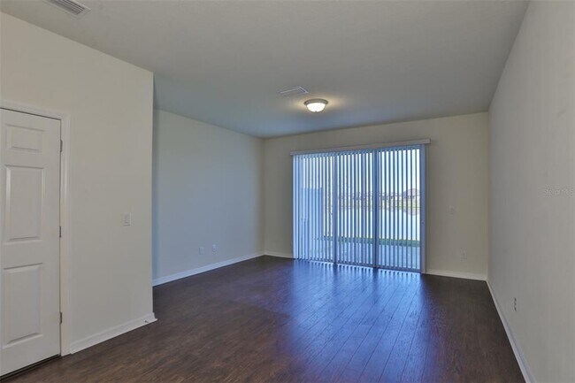 Building Photo - 9162 Hillcroft Dr