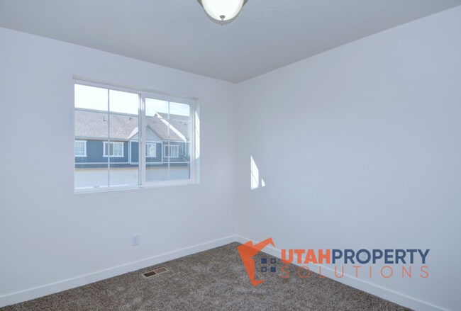 Building Photo - 5670 W Pelican Ridge Ln