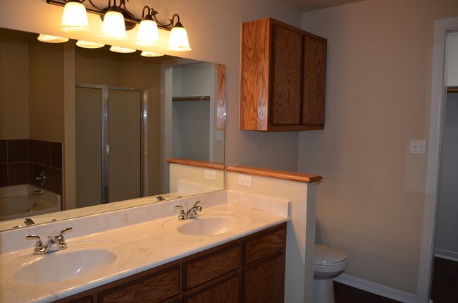 Building Photo - 1802 Tru Trail