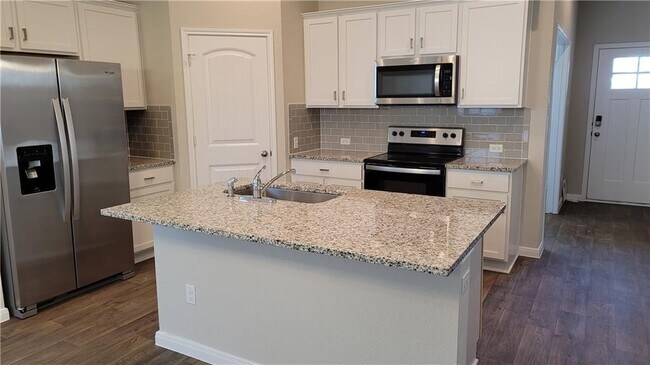 Building Photo - 6406 Kildare Dr