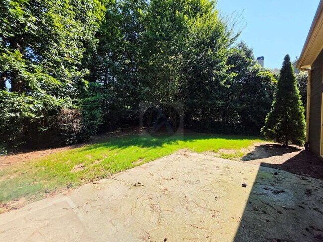 Building Photo - 236 Flagstone Way