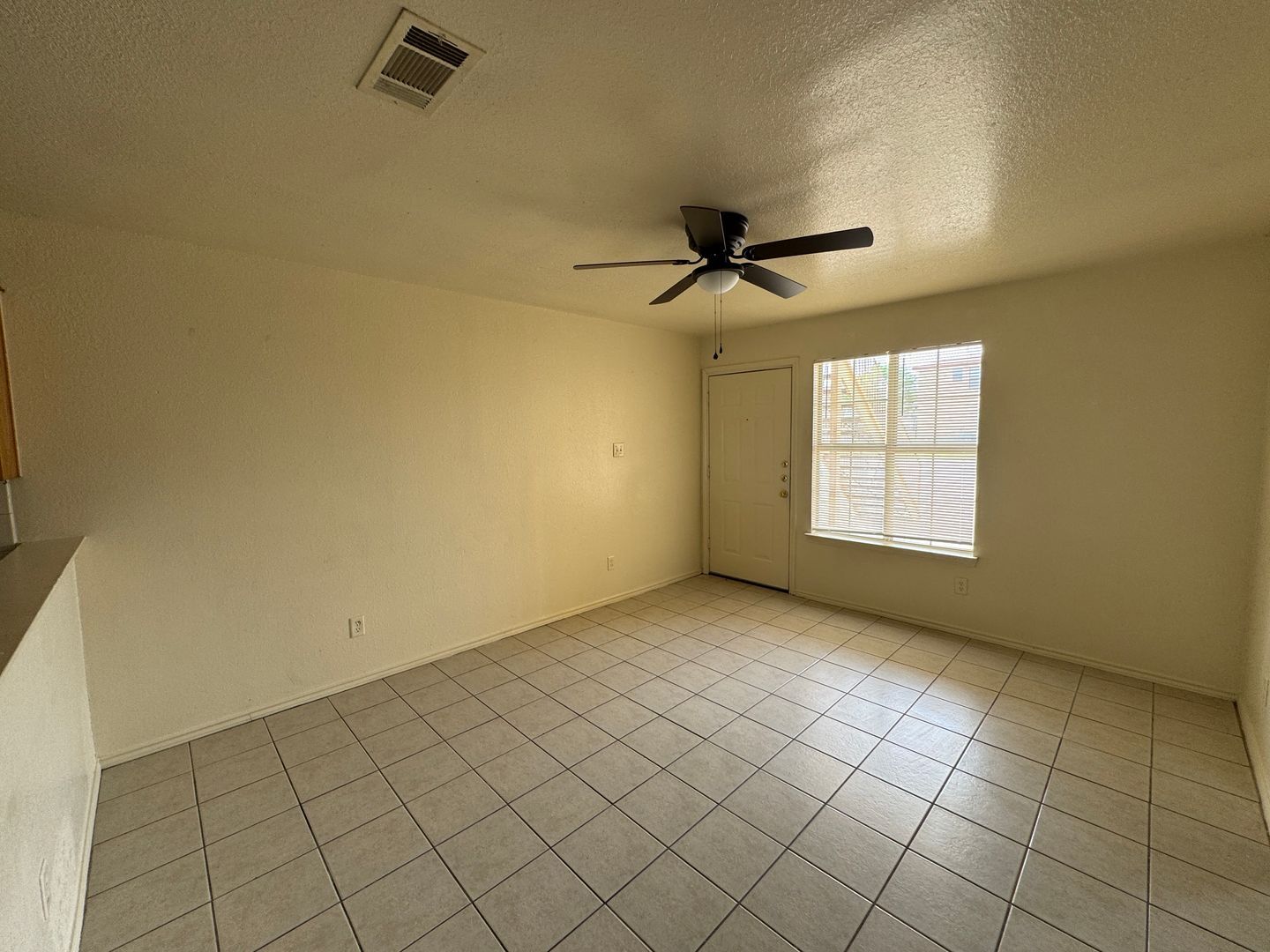 Building Photo - 1300 Dugger Cir