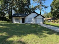 Building Photo - 3004 Wildflower Ln SW