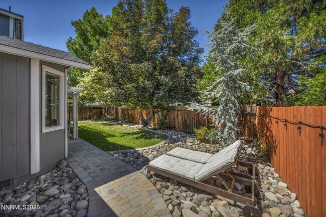 Building Photo - 5045 Pradera St